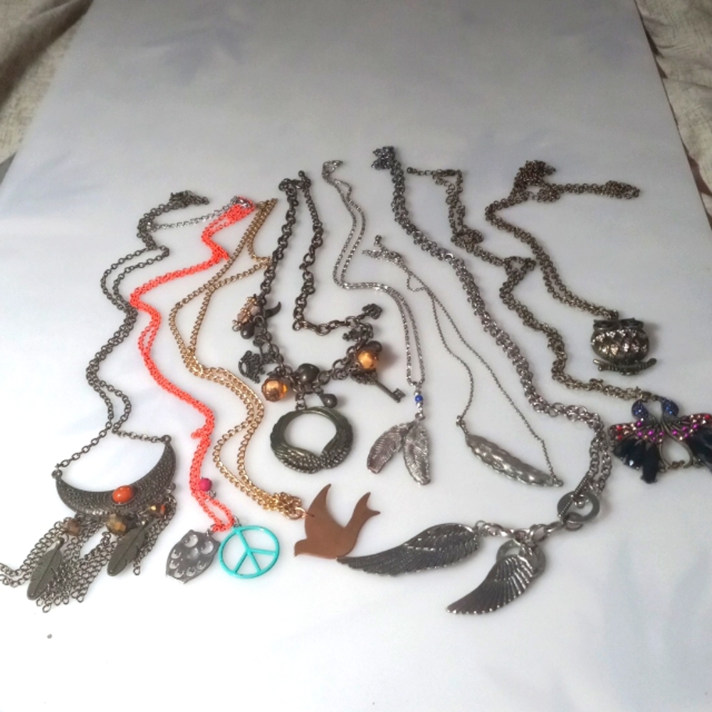 K-10 necklace lot